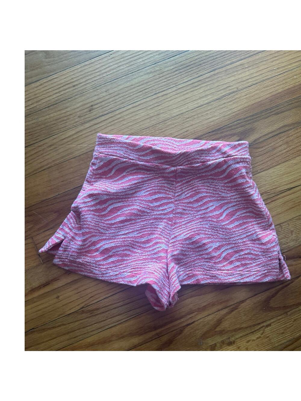 Zara Pink & White Zebra Print High-Rise Shorts – Size XS